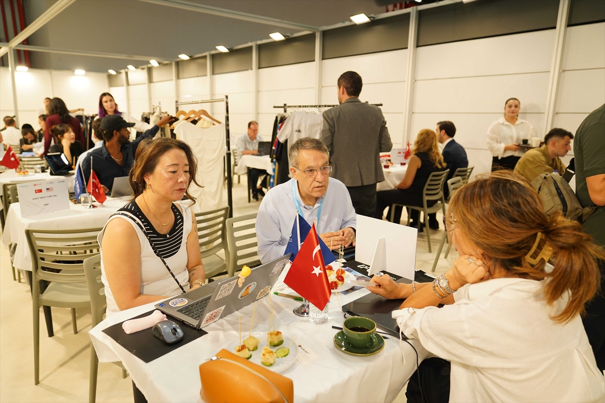 Avrupa'nın en büyük hazır giyim fuarı İstanbul'da 8. kez kapılarını açtı
