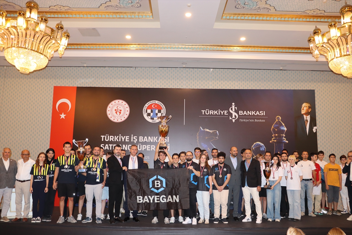 Bayegan Pendik Satranç Spor Kulübü, Türkiye İş Bankası Satranç Süper Ligi'nde şampiyon oldu