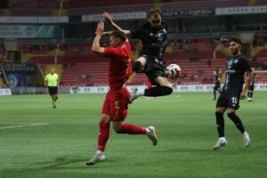 - Bellona Kayserispor: 3 - Erciyes 38 FK: 0