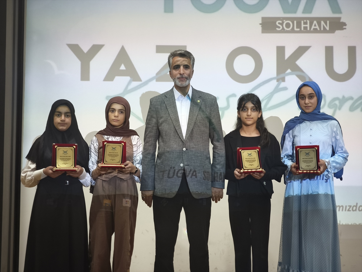 Bingöl'de TÜGVA yaz okulunun kapanışı dolayısıyla program düzenlendi