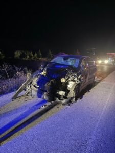 BURDUR (AA) – Burdur'da otomobil ile traktörün çarpışması sonucu 3'ü