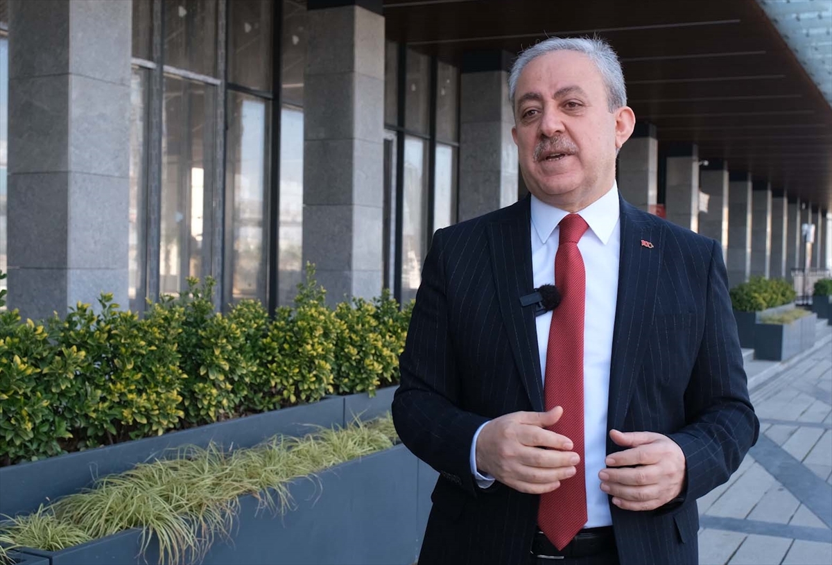 Bakan Kurum'dan Bursa'da inşası tamamlanan 4 katlı yer altı otoparkına ilişkin paylaşım: