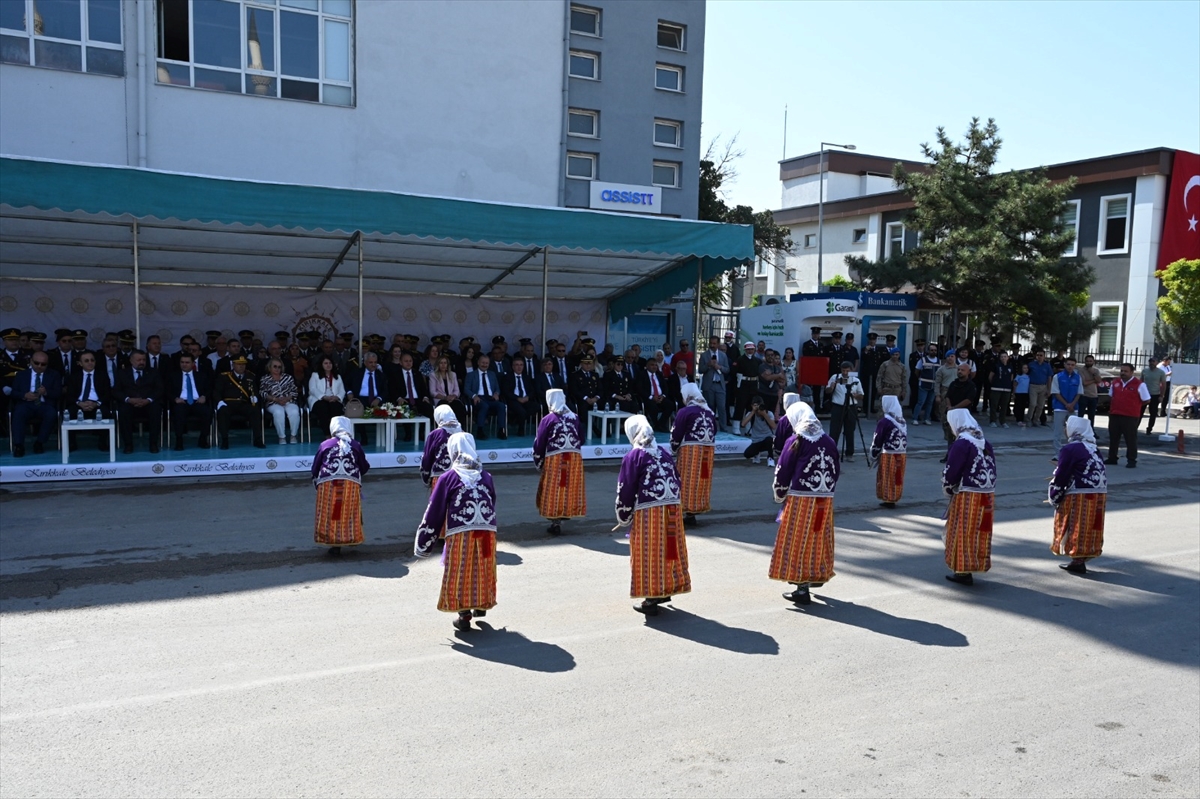 Büyük Zafer'in 103. yılı İç Anadolu'da 7 ilde törenlerle kutlandı