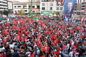 - "(Terörsüz Türkiye süreci kapsamında TBMM'de kurulacak komisyon) "Bazıları endişe