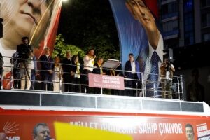 TOKAT (AA) – CHP Genel Başkanı Özgür Özel, "Bugün akşam