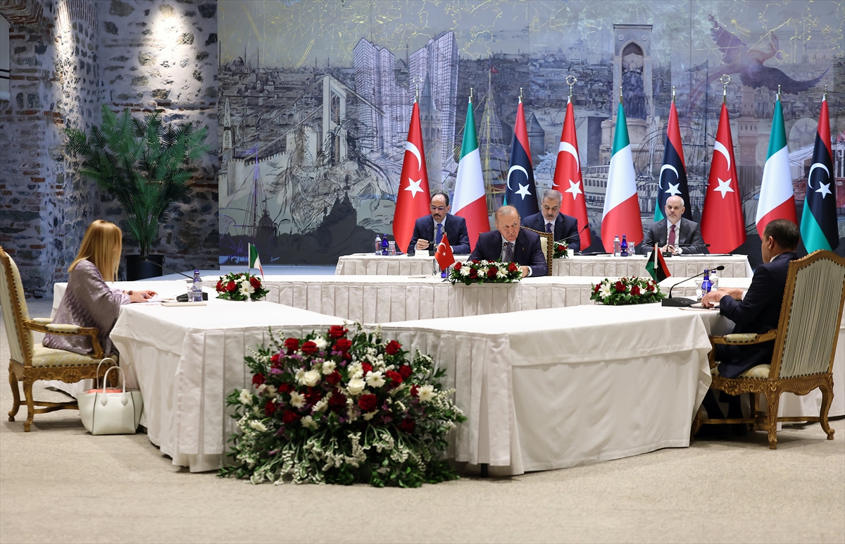 Türkiye, İtalya ve Libya İşbirliği Zirvesi İstanbul'da başladı
