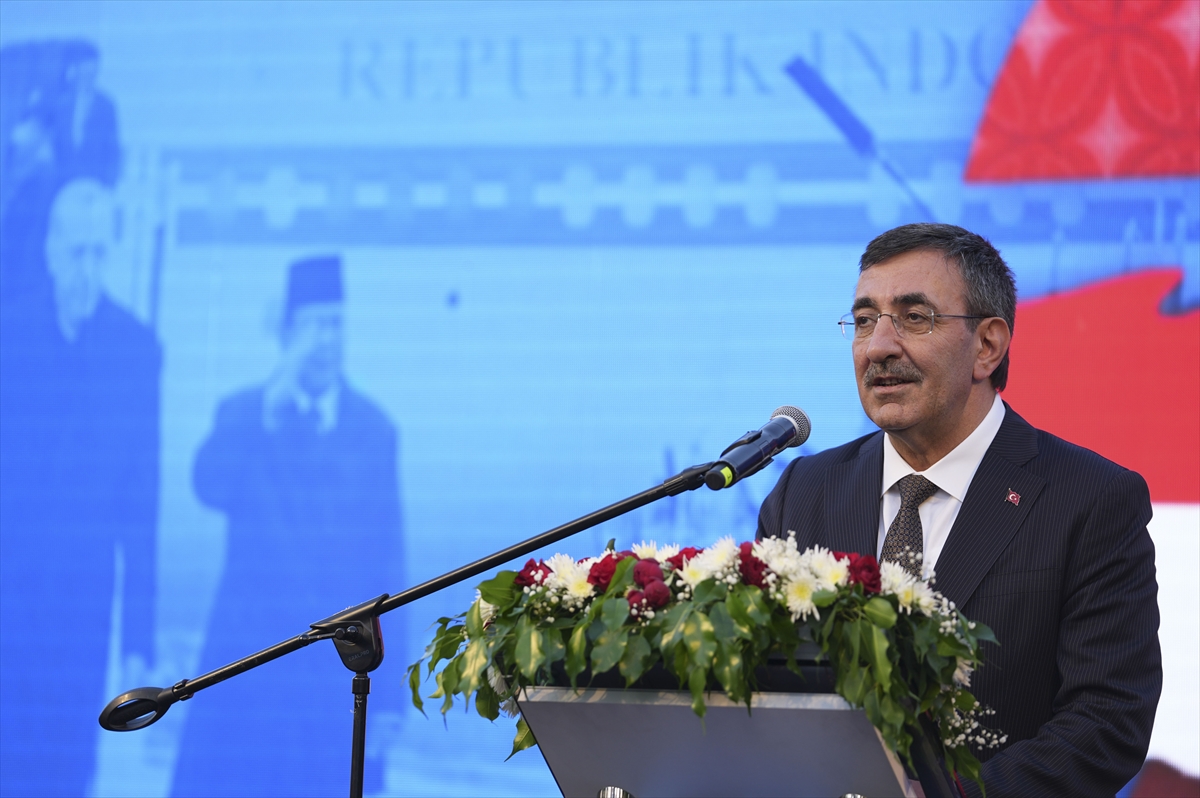 Cumhurbaşkanı Yardımcısı Yılmaz, Endonezya Bağımsızlık Günü resepsiyonunda konuştu: