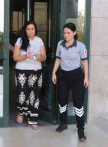 DENİZLİ (AA) – Denizli'de hastaneden yeni doğan bebeği kaçırmaya çalıştığı