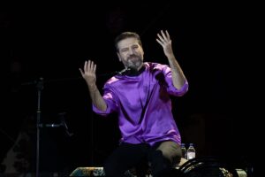 İSTANBUL (AA) – Dünya müziği geleneğinin usta isimlerinden biri olarak