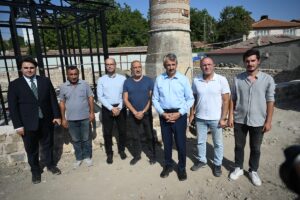 EDİRNE (AA) – Edirne'de bugüne sadece minaresinin yıkılmamış kısmı ulaşan