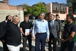 EDİRNE (AA) – Edirne'de Selimiye Meydanı'nda bulunan Havlucular Hanı ve