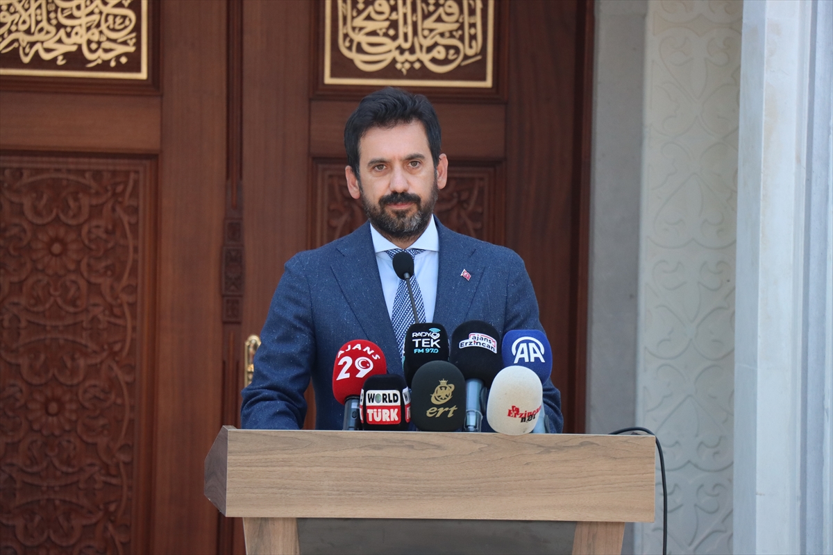 Erzincan'da hayırseverlerin desteğiyle inşa edilen “Terzibaba Külliyesi” hizmete açıldı