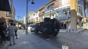 ERZİNCAN (AA) – Erzincan’da düzenlenen uyuşturucu operasyonunda 4 şüpheli gözaltına