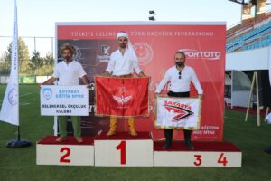 SİVAS (AA) – Sivas'ta düzenlenen Gençler, Büyükler Açık Hava Puta