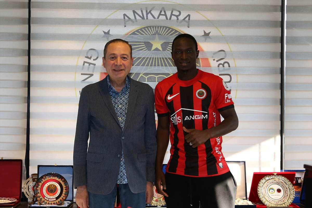 Gençlerbirliği, Malili Adama Traore'yi transfer etti