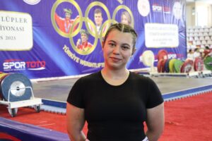 SİVAS (AA) – HALİFE YALÇINKAYA – Yıldızlar Kulüpler Türkiye Halter