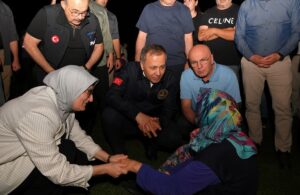 "Devletimiz tüm imkanlarıyla vatandaşlarımızın yanında. Depremden etkilenen tüm vatandaşlarımıza geçmiş