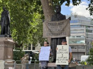 - İngiltere'de polis, İsrail ile iş yapan firmalara yönelik eylemleriyle