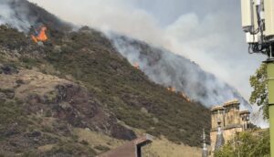 EDINBURGH (AA) – İskoçya'nın başkenti Edinburgh'un merkezindeki Arthur's Seat Tepesi'nde