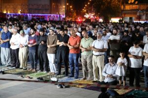 DİYARBAKIR (AA) – İsrail'in Gazze'ye yönelik saldırıları Diyarbakır'da protesto edildi.