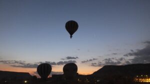 NEVŞEHİR (AA) – Kapadokya bölgesindeki sıcak hava balonları, 30 Ağustos