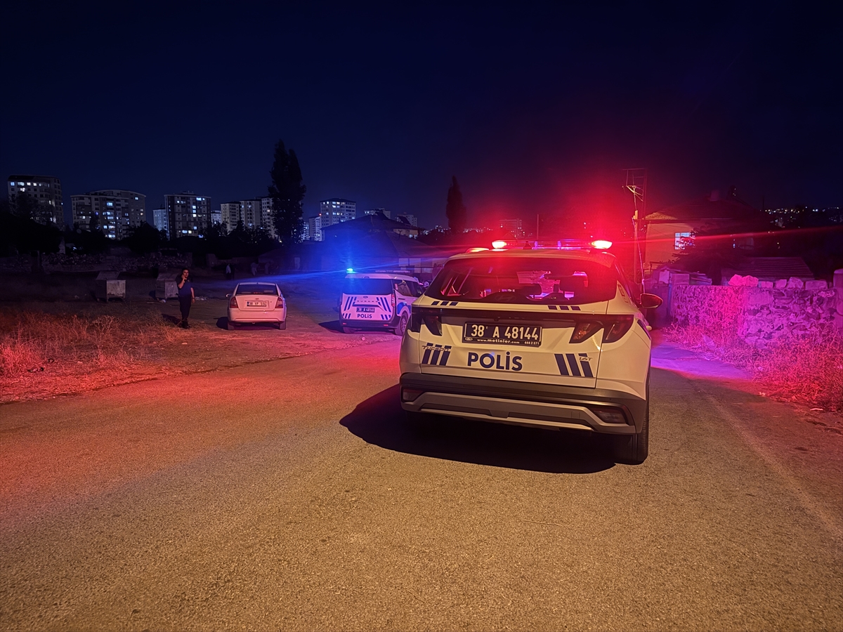 Kayseri'de düğünde çıkan bıçaklı kavgada 3 kişi yaralandı