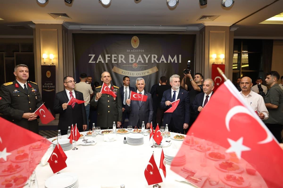 Kilis ve Kahramanmaraş'ta 30 Ağustos Zafer Bayramı resepsiyonu düzenlendi