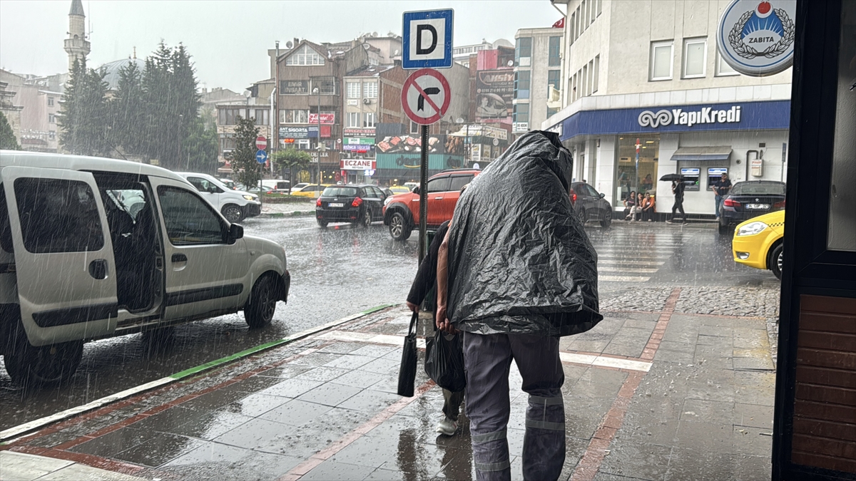 Kırklareli'nde sağanak etkili oldu