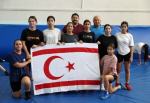 EDİRNE (AA) – Kuzey Kıbrıs Türk Cumhuriyeti'nden (KKTC) kadın güreşçiler