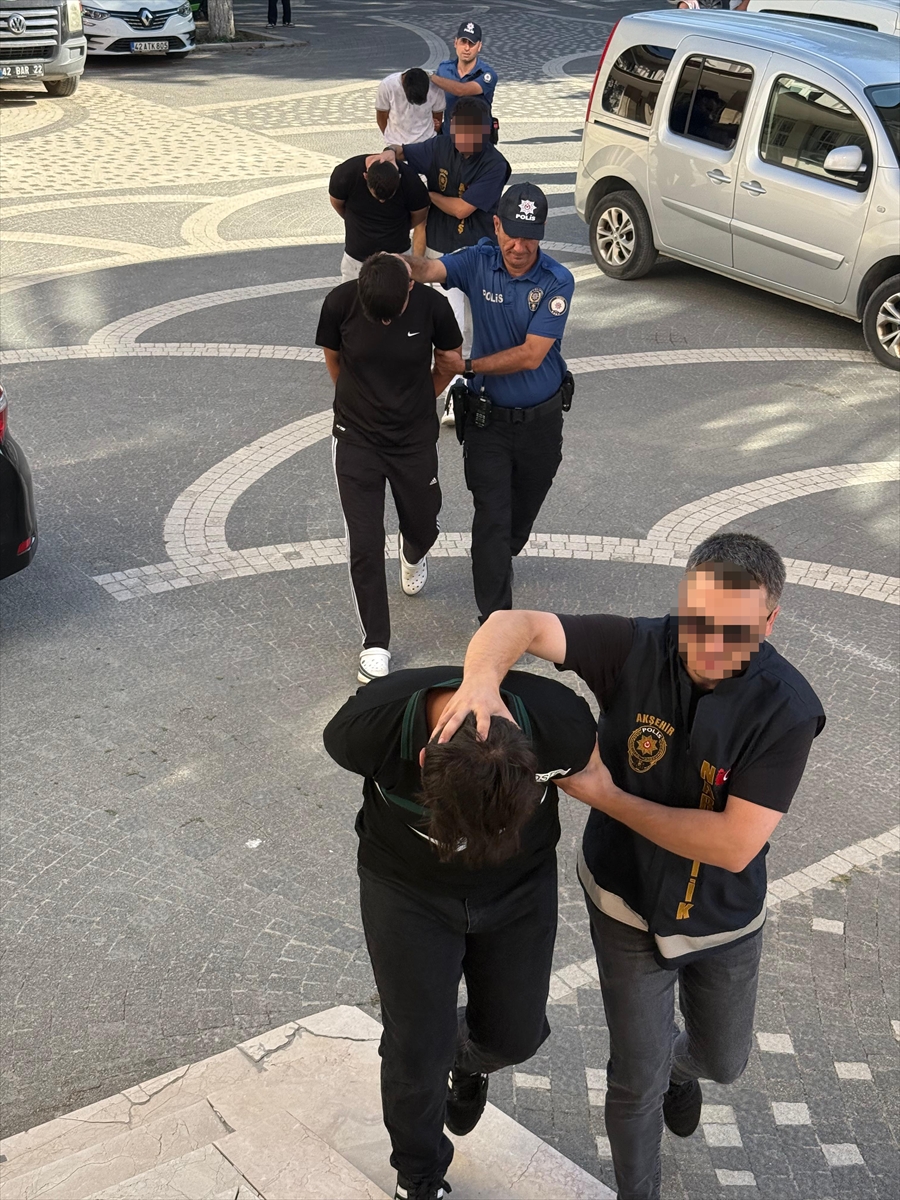Konya'da uyuşturucu operasyonunda yakalanan 3 zanlı tutuklandı
