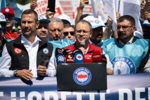 ANKARA (AA) – Memur-Sen üyeleri, 8. Dönem Kamu Toplu Sözleşme