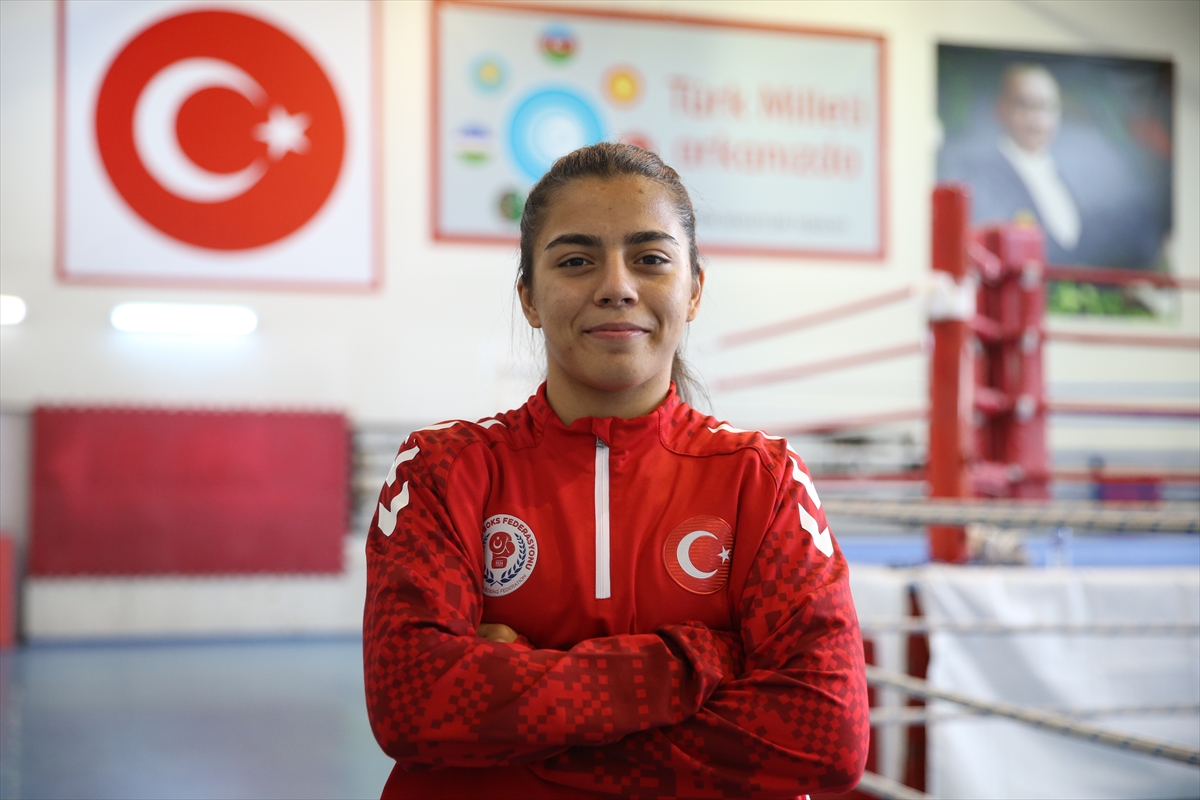 Milli boksör Simge Bekler'in hedefi ilk kez katılacağı Avrupa Şampiyonası'nda zirve