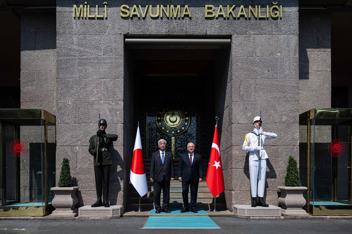 Milli Savunma Bakanı Güler, Japon mevkidaşı Nakatani ile görüştü