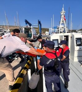 MUĞLA (AA) – Muğla'nın Marmaris ve Bodrum ilçesi açıklarında teknede