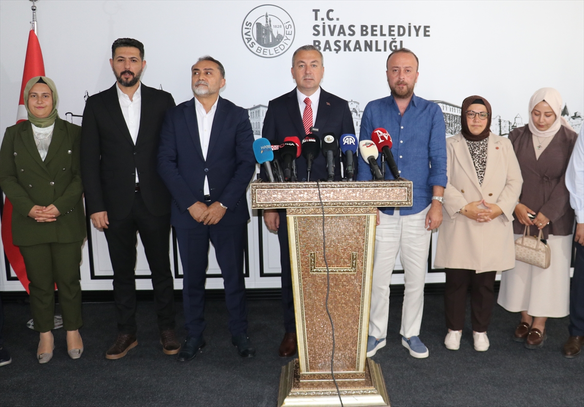 Özbelsan AŞ, Sivasspor'a isim ve forma göğüs sponsoru oldu