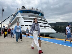 BARTIN (AA) – Rusya'nın Soçi kentinden hareket eden "Astoria Grande"