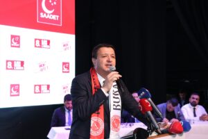 BATMAN (AA) – Saadet Partisi Genel Başkanı Mahmut Arıkan, Batman'da