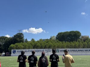 SAKARYA (AA) – TEKNOFEST Sürü İHA Yarışması, Sakarya'da gerçekleştiriliyor. HAVELSAN