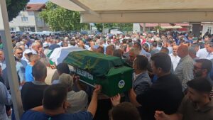 SAKARYA (AA) – Sakarya'nın Akyazı ilçesinde halatı koparak düşen asansörde