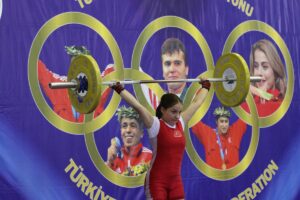 SİVAS (AA) – HALİFE YALÇINKAYA – Sivas'ta düzenlenen Yıldızlar Kulüpler