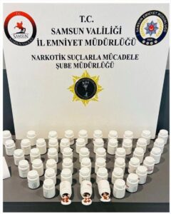 SAMSUN (AA) – Samsun'un İlkadım ilçesinde düzenlenen uyuşturucu operasyonunda 4'ü