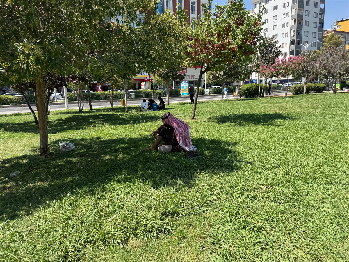 Şanlıurfa'da kavurucu sıcaklar etkisini sürdürüyor