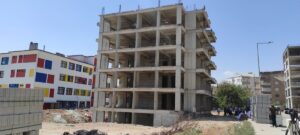 ŞANLIURFA (AA) – Şanlıurfa'da yaptığı 5 katlı apartmanın beton standardının