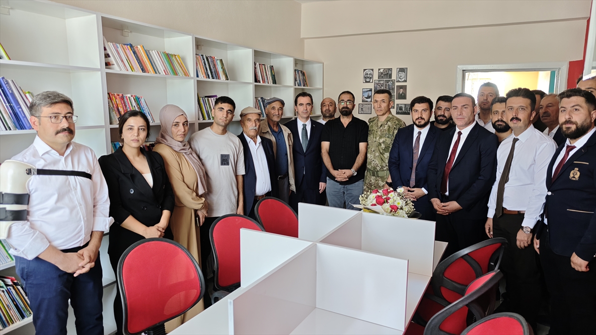 Şehit Mahsun Yeşildemir anısına okuduğu okulda kütüphane açıldı