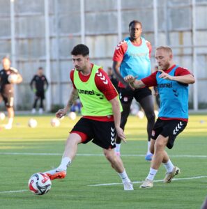 SİVAS (AA) – Sivasspor, Trendyol 1. Lig'in 2. haftasında sahasında