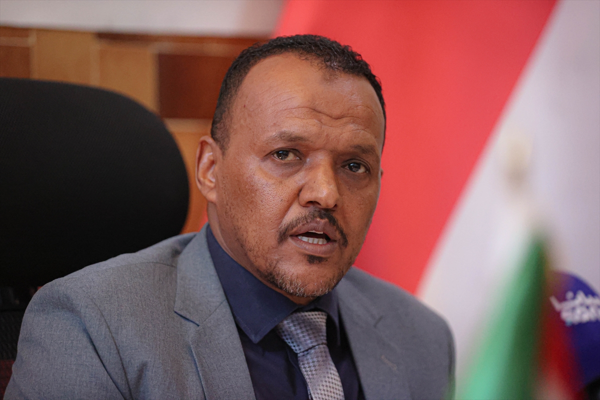 Sudan'ın Şam Maslahatgüzarı Hasan, savaş nedeniyle ülkesinde 14 milyon kişinin yerinden edildiğini söyledi