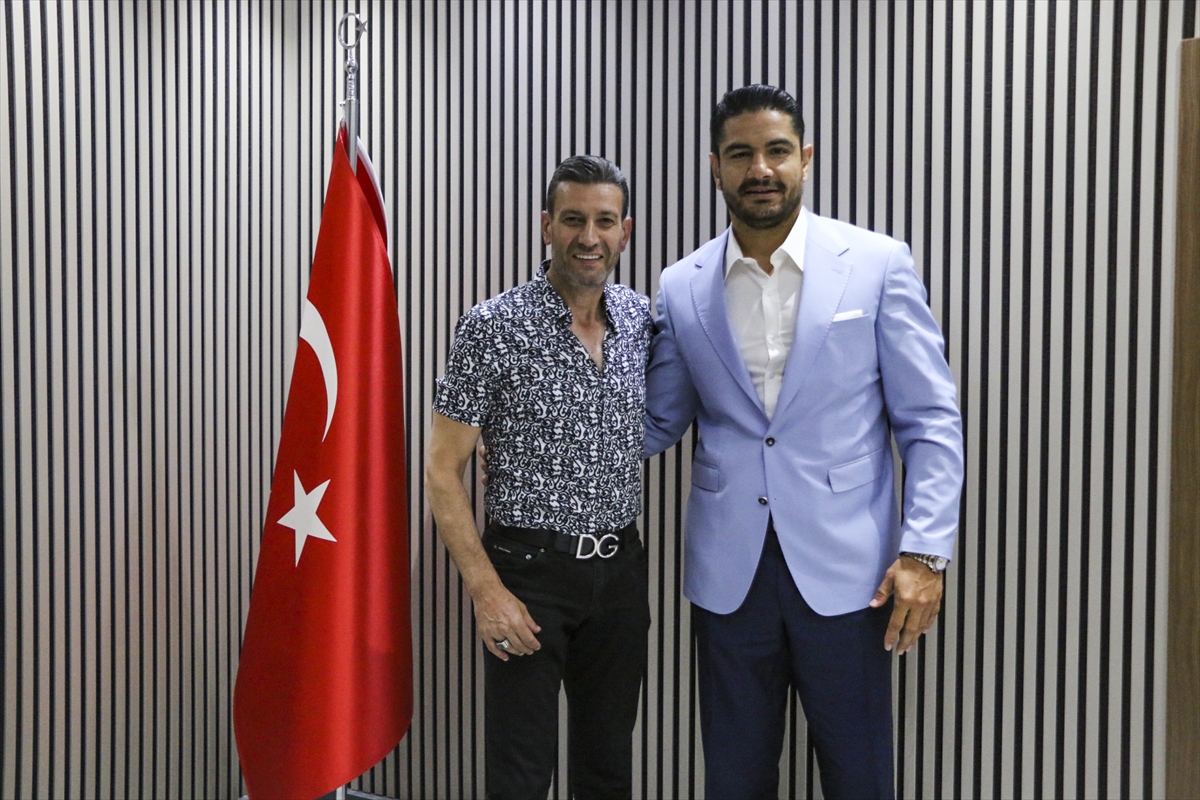 Taha Akgül ile Suat Hekimoğlu bir araya geldi