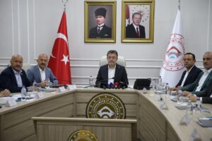 ADIYAMAN (AA) – Tarım ve Orman Bakanı İbrahim Yumaklı, zirai