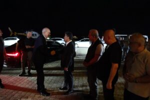 - Kurtulmuş, Tarım ve Orman Bakanı İbrahim Yumaklı'dan kentteki yangınlara