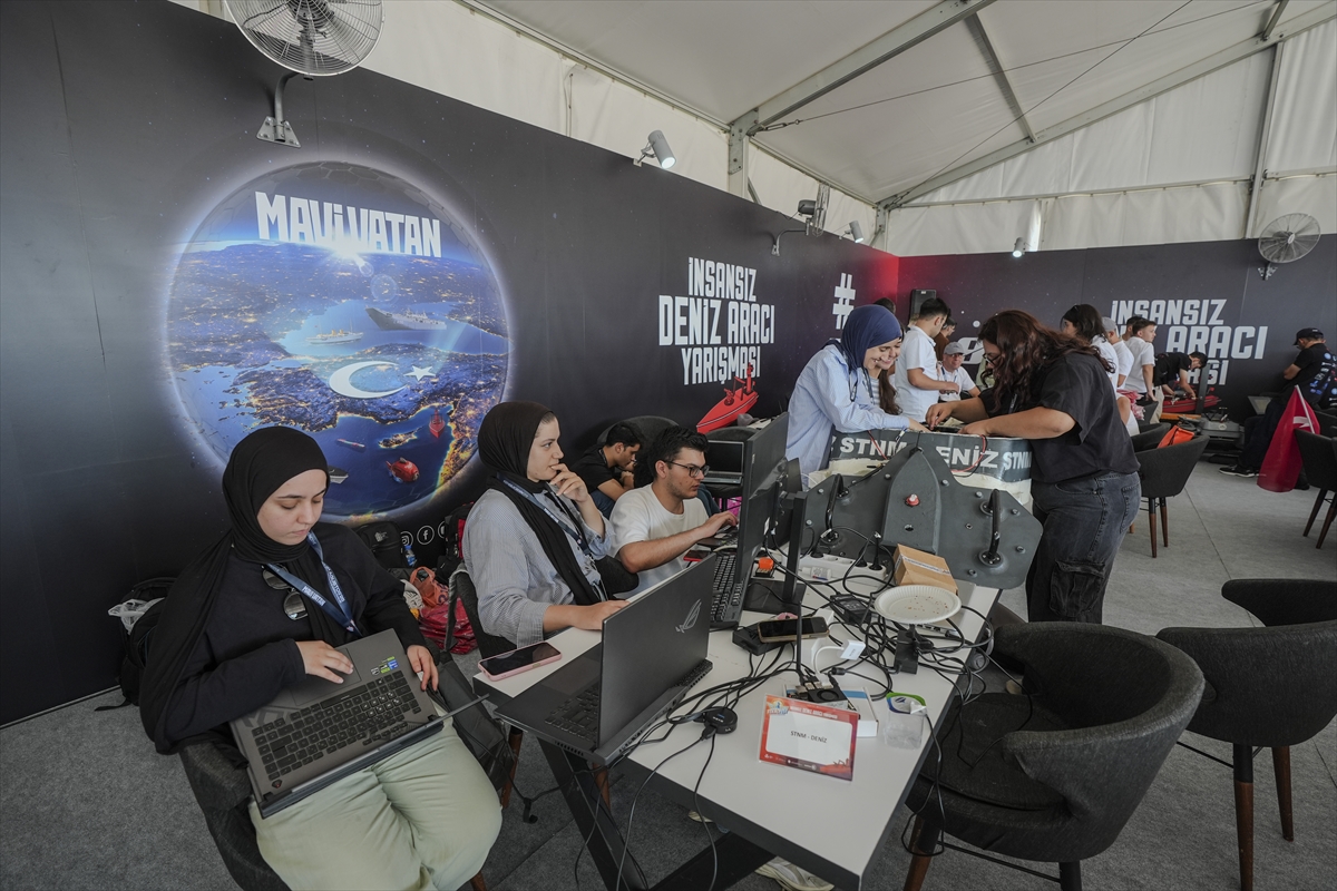 TEKNOFEST Mavi Vatan İnsansız Deniz Altı Aracı Yarışması başladı